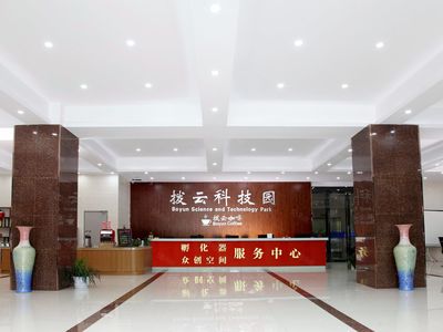 薛家撥云科技元133平精裝修辦公室直租，可注冊，享受科技中介服務